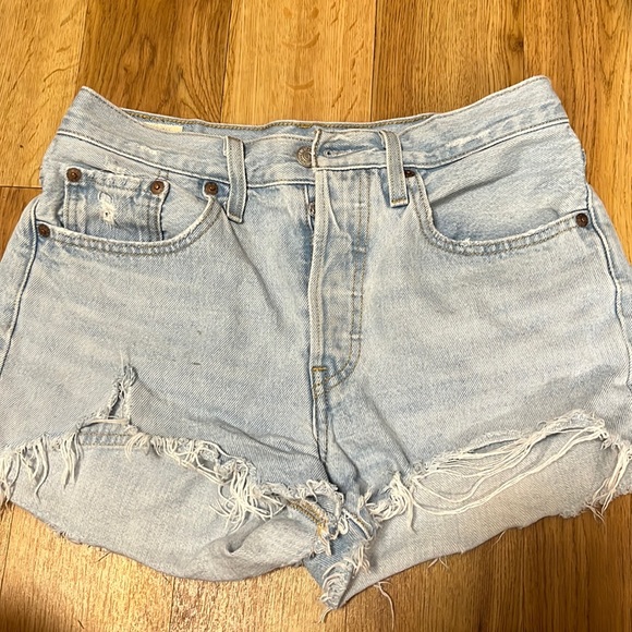 Levi’s 501 shorts - Picture 2 of 5